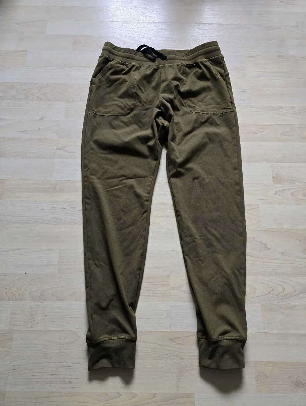 Zyia Actice Army Green Joggers Size Medium